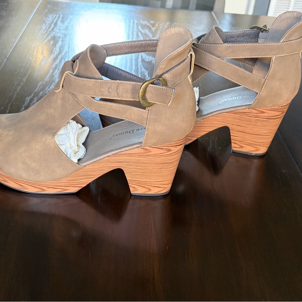 Pierre Dumas Tan Strappy Mules